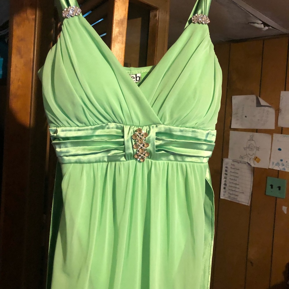 Dress - Picture 2 of 3